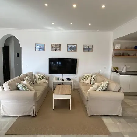 3-bedroom Shared Pool Nerja, Burriana